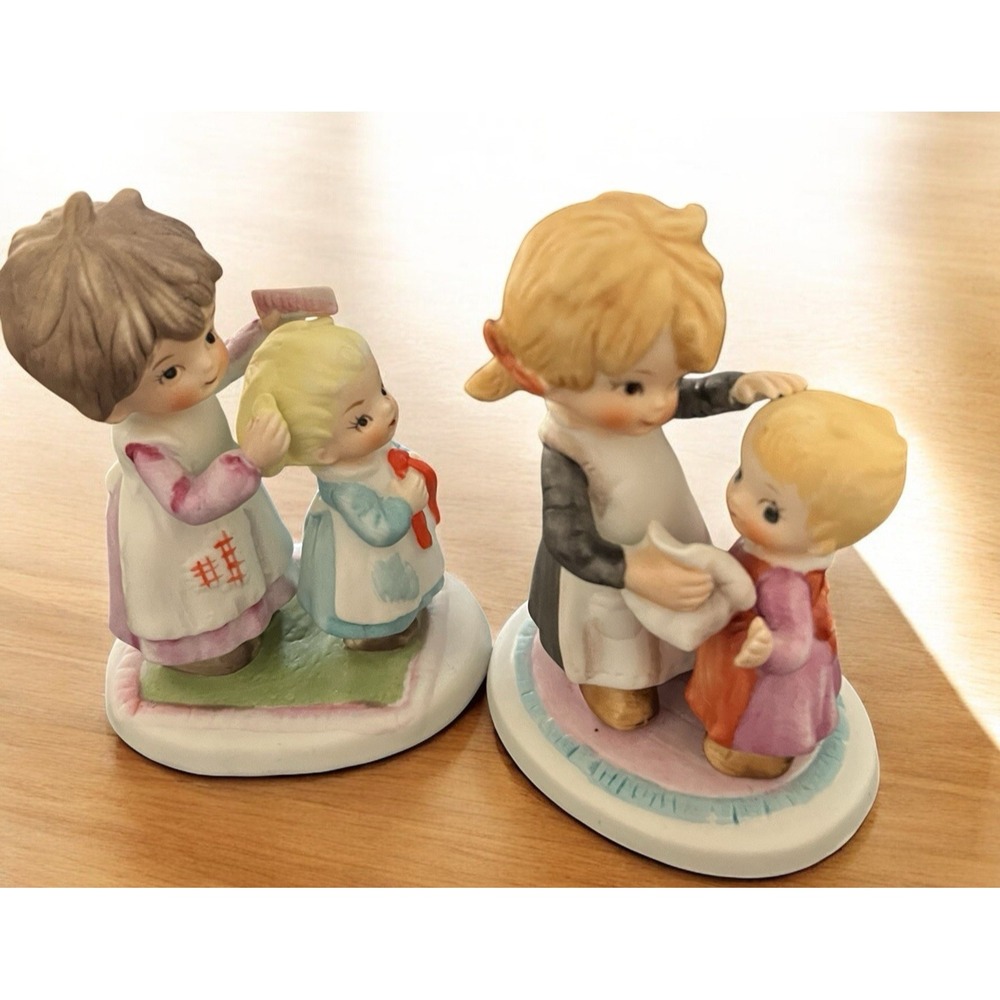 Lefton 241 Children Big Little Sister Bisque Figurines Hand Painted Vintage Pair - Picture 2 of 11